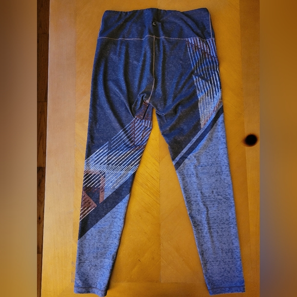 Prana Pillar Printed Legging -blue sangria - medium - Picture 4 of 7